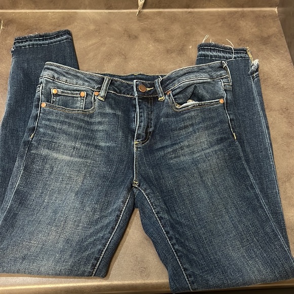 Vince Camuto Raw Hem Denim Jeans Ankle Skinny 27 /4 - Picture 2 of 4